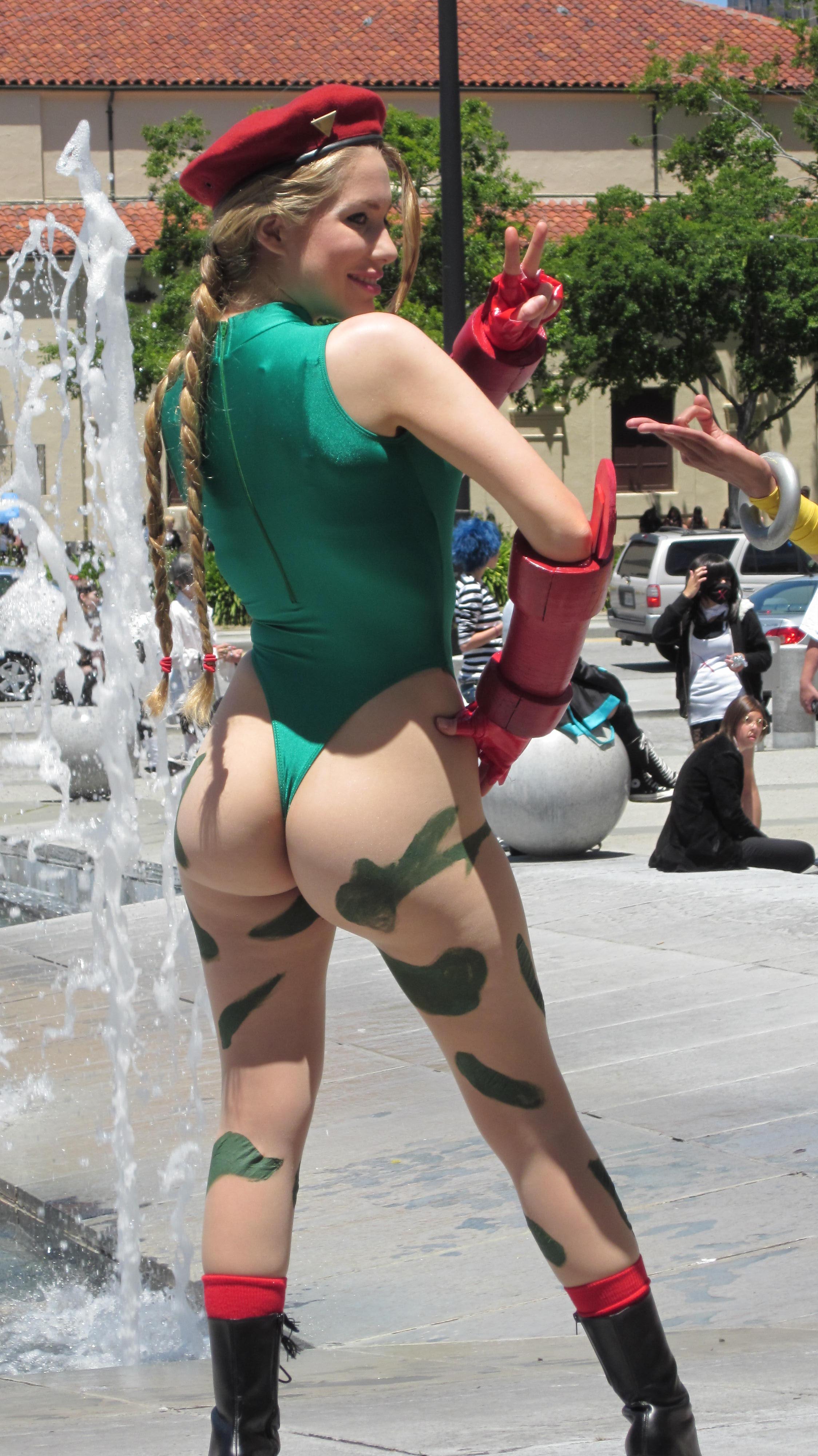 Cosplay cammy sexy A Sweet